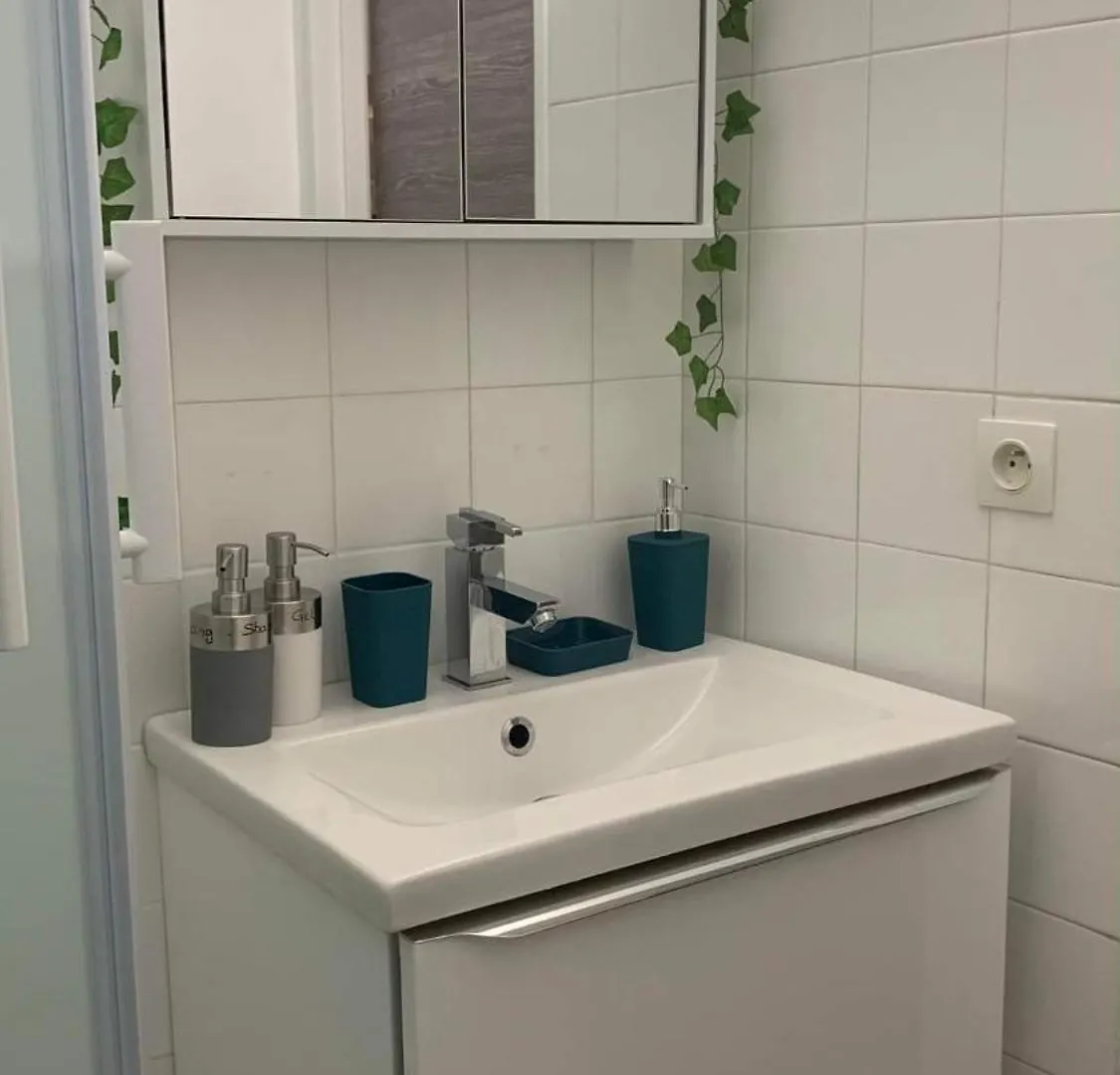 Studio 24M2 Intra-Muros Avignon France